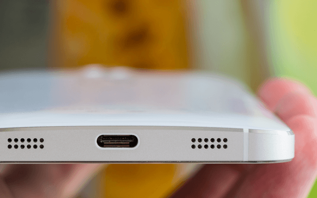 USB-C 接口（Type-C）