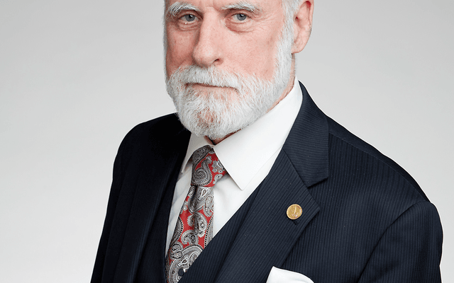 温顿·瑟夫(Vint Cerf)